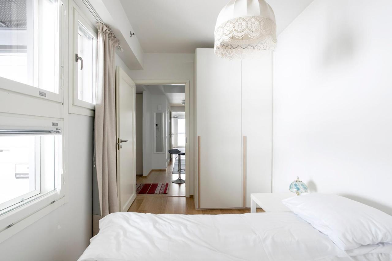 2Ndhomes Cozy 1Br Apartment With Balcony By The Central Station Helsínquia Exterior foto