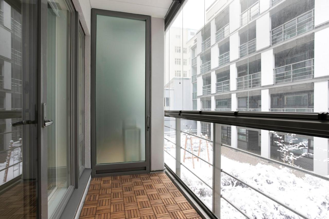2Ndhomes Cozy 1Br Apartment With Balcony By The Central Station Helsínquia Exterior foto