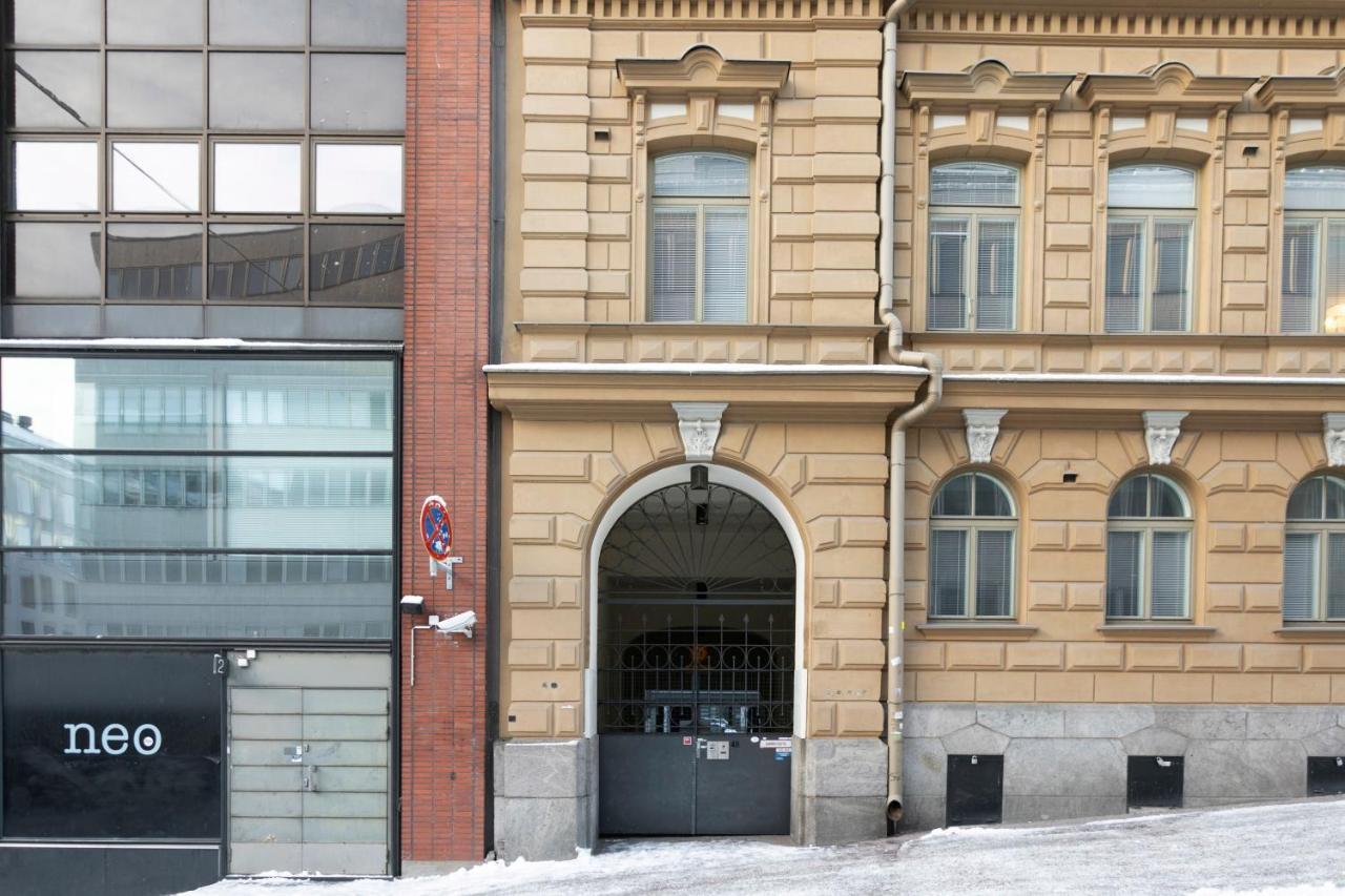 2Ndhomes Cozy 1Br Apartment With Balcony By The Central Station Helsínquia Exterior foto